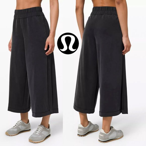 lululemon athletica Pants - Lululemon Seek Softness Mid Rise Crop Black Pants